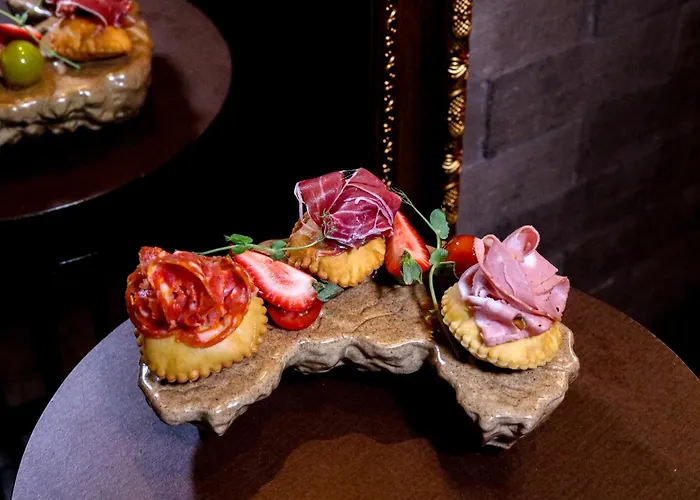 Hotel Muse Bangkok, Autograph Collection By Marriott